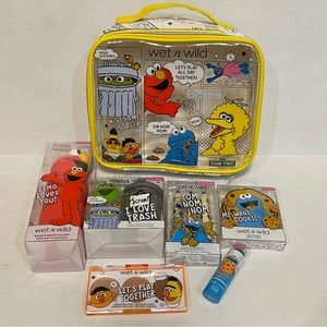NEW Sesame Street Wet-N-Wild Makeup Lot x7 Pieces Sponge Bag Bronzer Mirror NWT